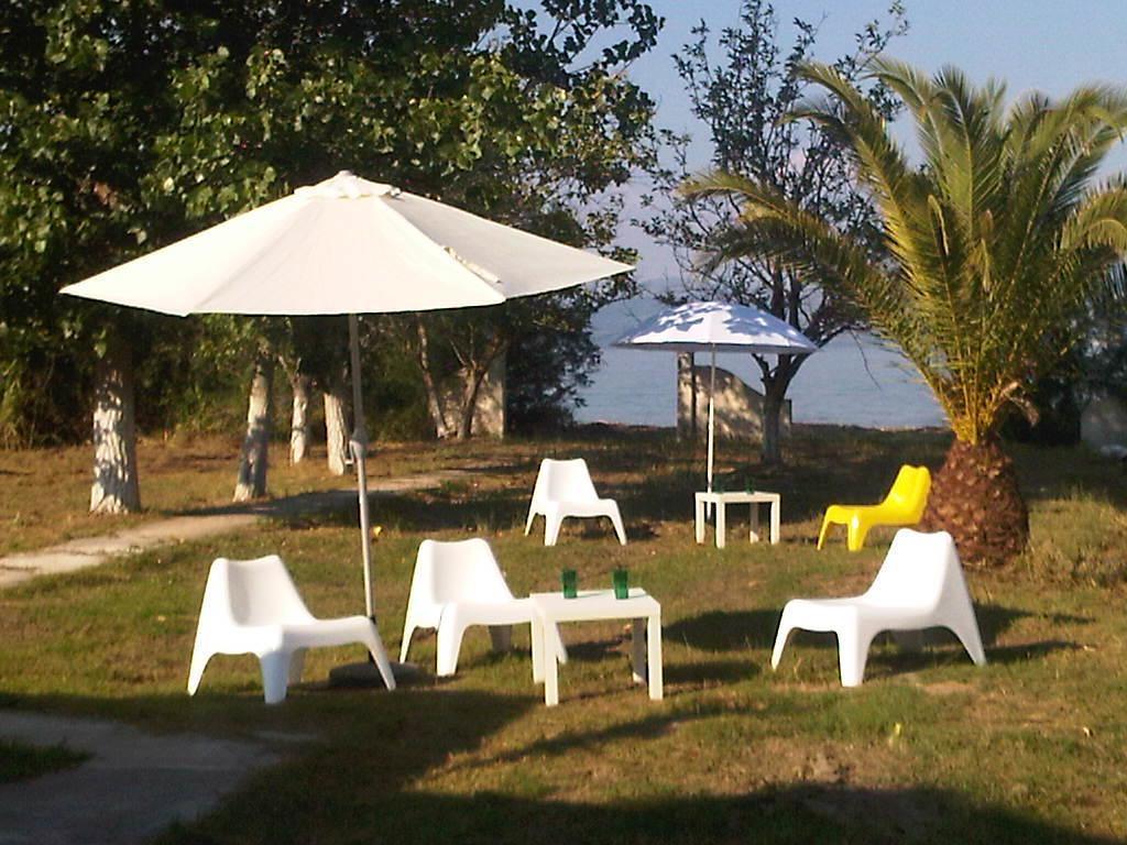 Virginia'S Beachfront Apartments Kávos Oda fotoğraf